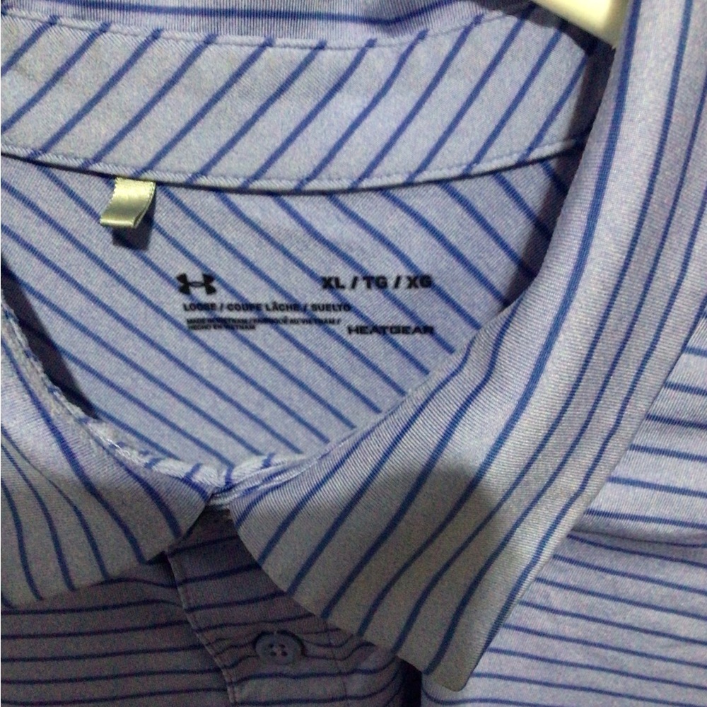 XL men’s Under Armor golf shirt